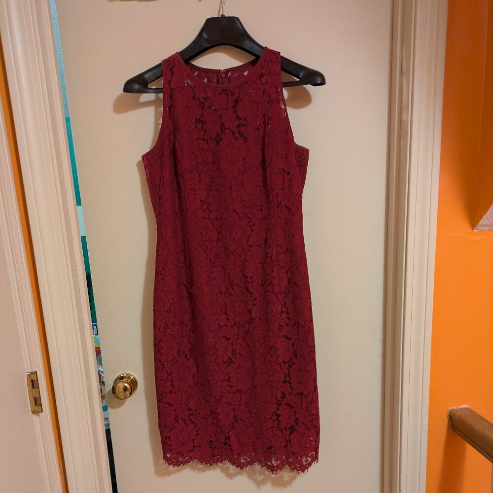 White House/Black Market sleeveless Red Lace Cocktail dress